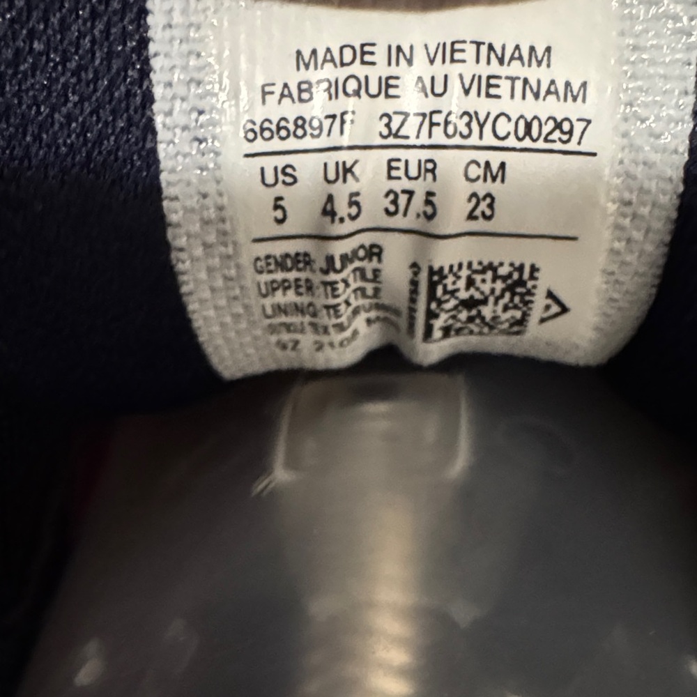 Converse Dark Blue MidTop Canvas Sneakers, Sz 5, Like New - Picture 9 of 10